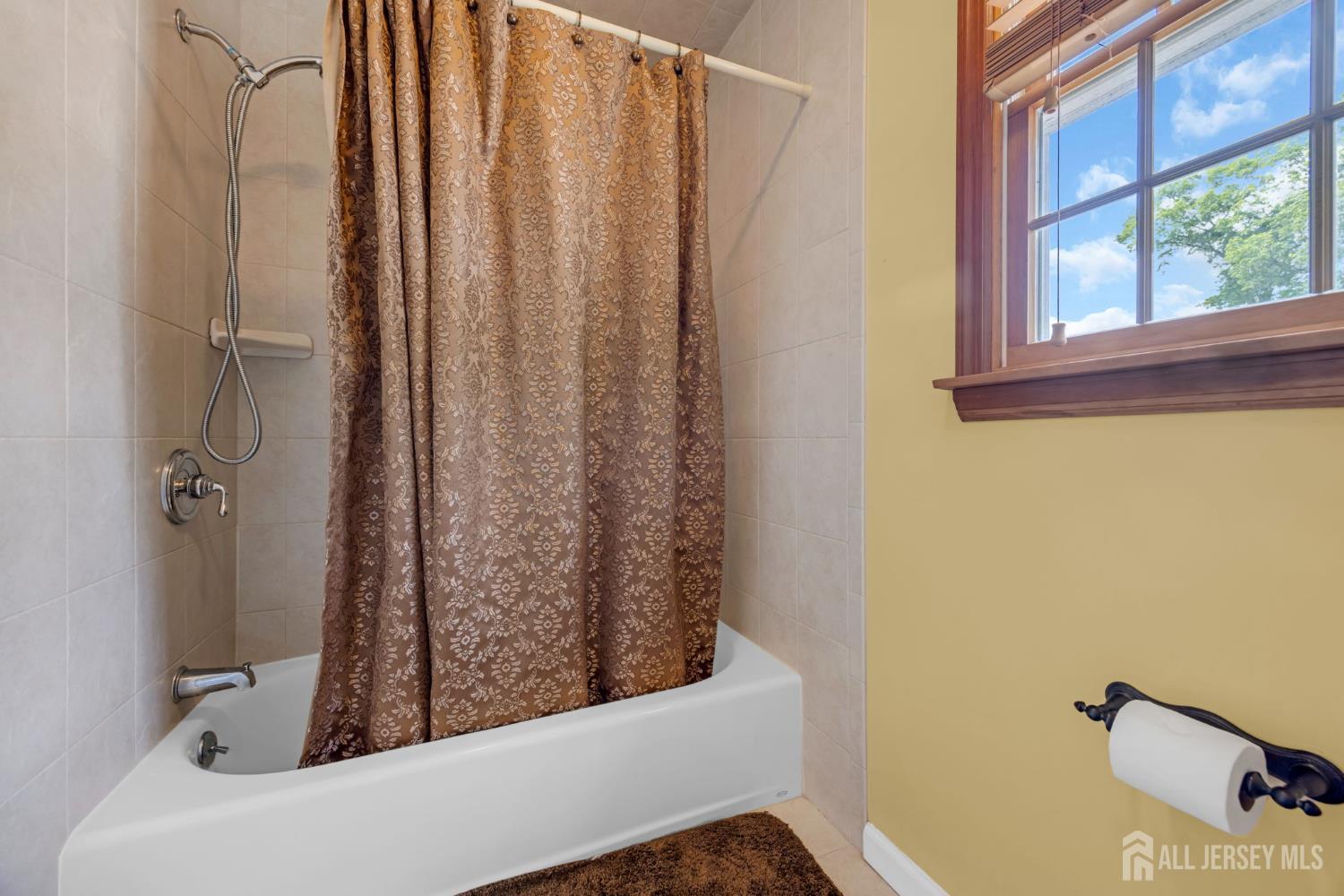 137 Woodland Avenue, Fords, NJ, 08863 image 26