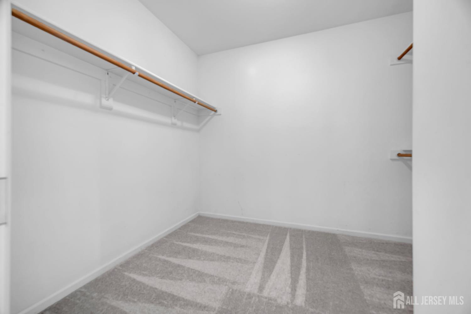 137 Woodland Avenue, Fords, NJ, 08863 image 18