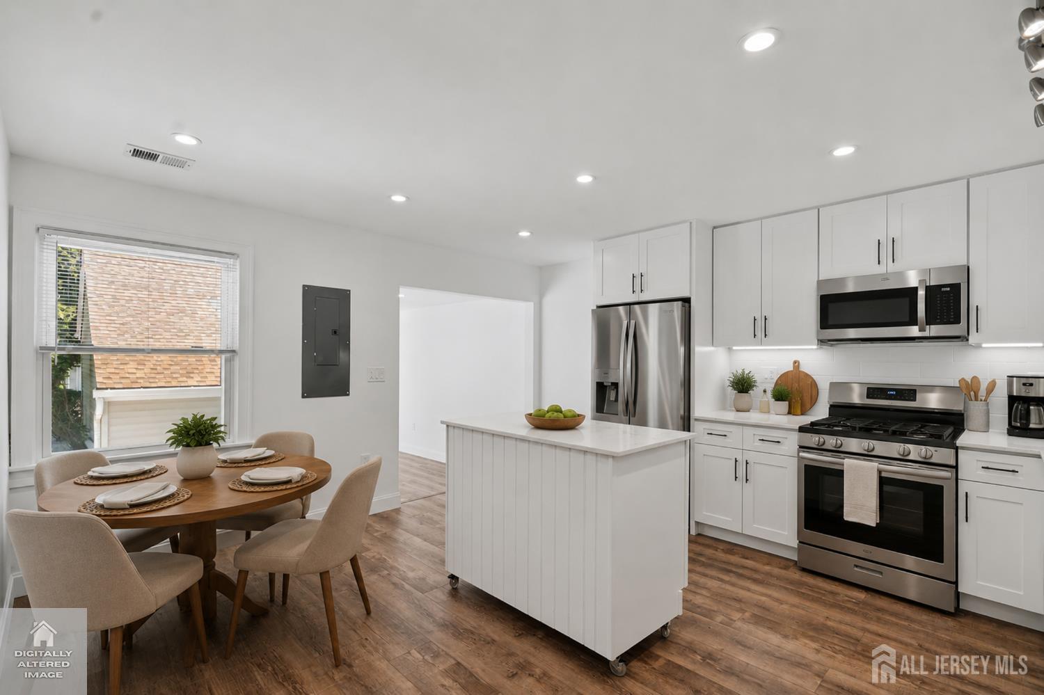 6 Plaza De Las Flores C, Freehold, NJ, 07728 image 17