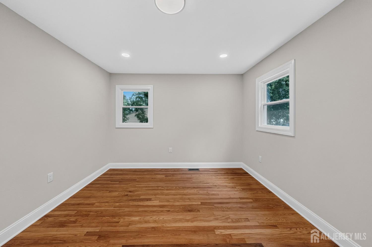 34 Larchmont Road, Edison, NJ, 08837 image 27