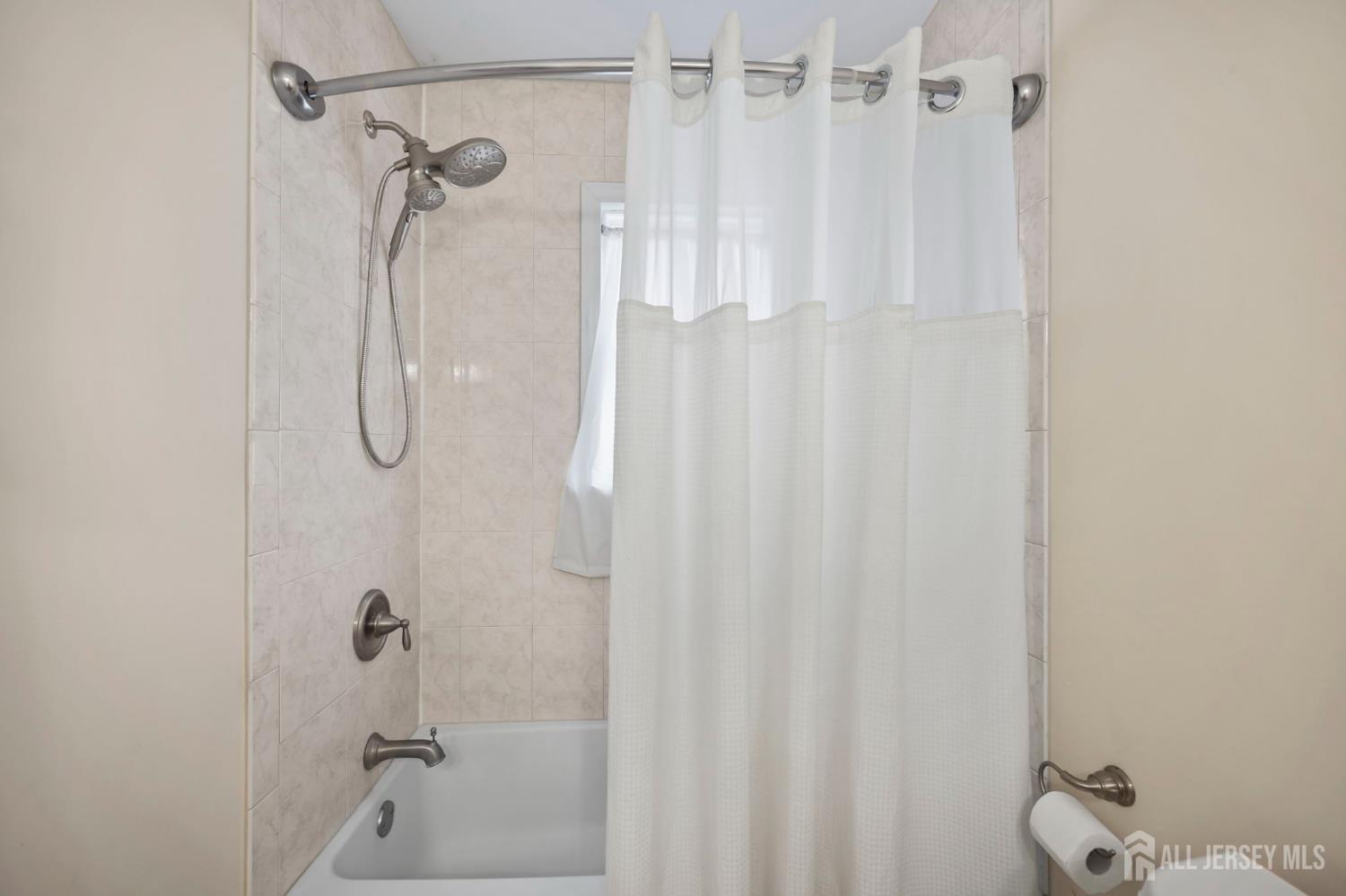 414 fairview Avenue, Colonia, NJ, 07067 image 29