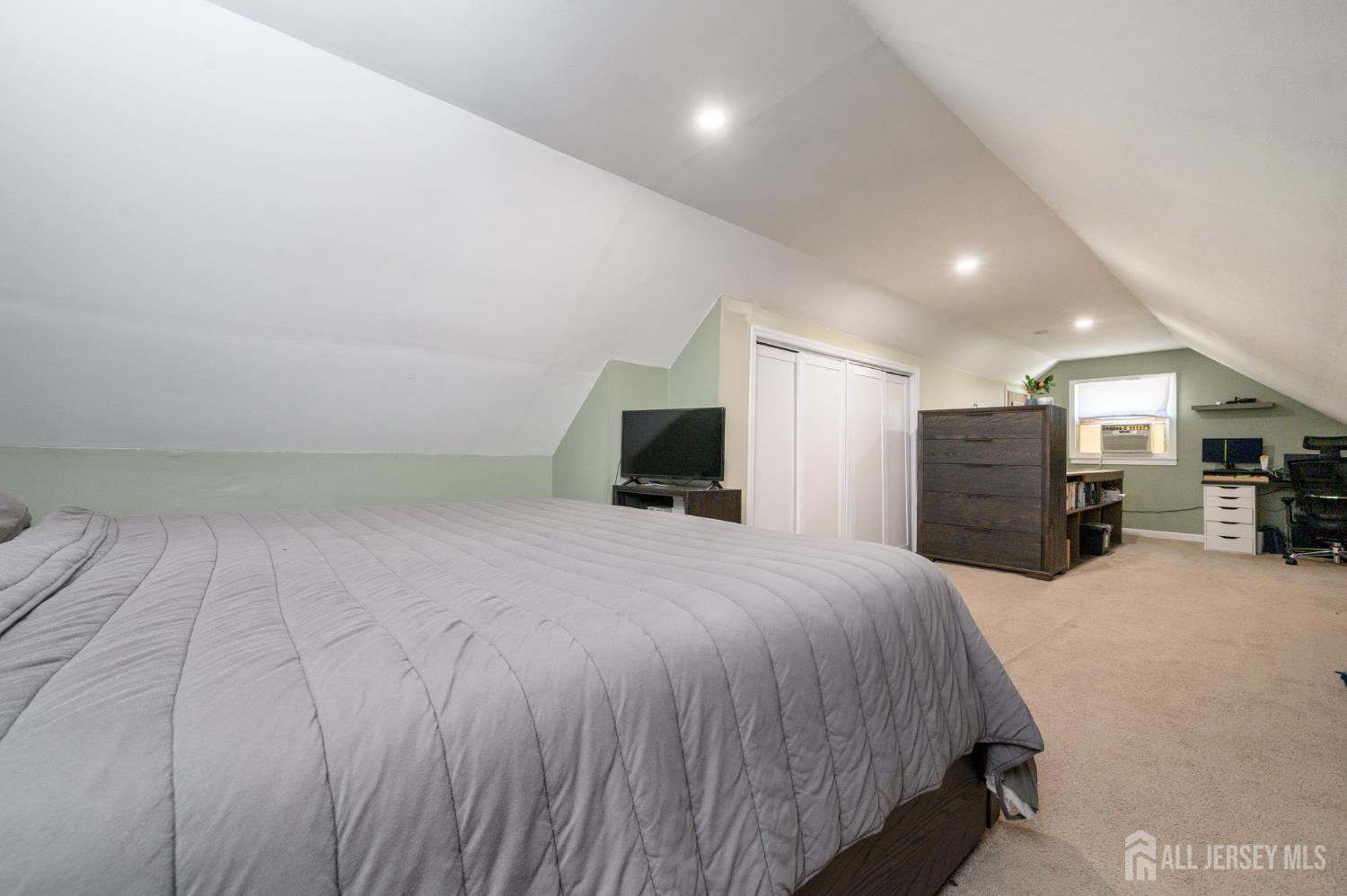 41 Wilson Avenue, Sayreville, NJ, 08859 image 17