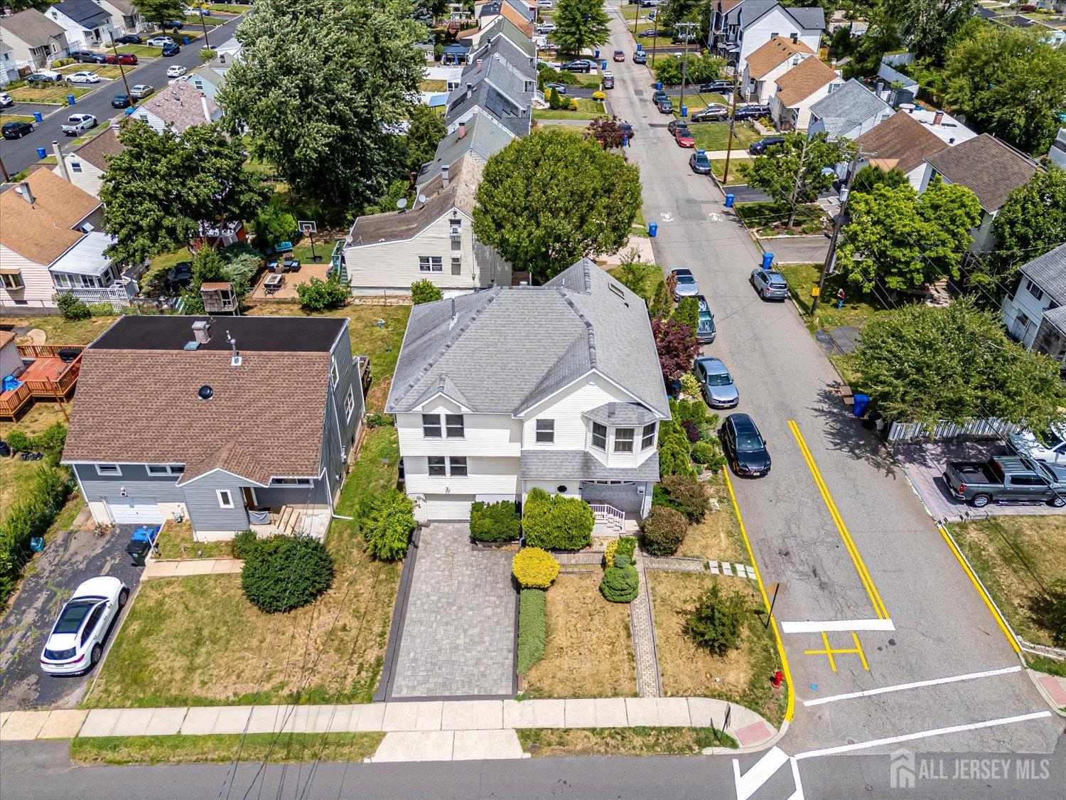 720 Ford Avenue Image 5