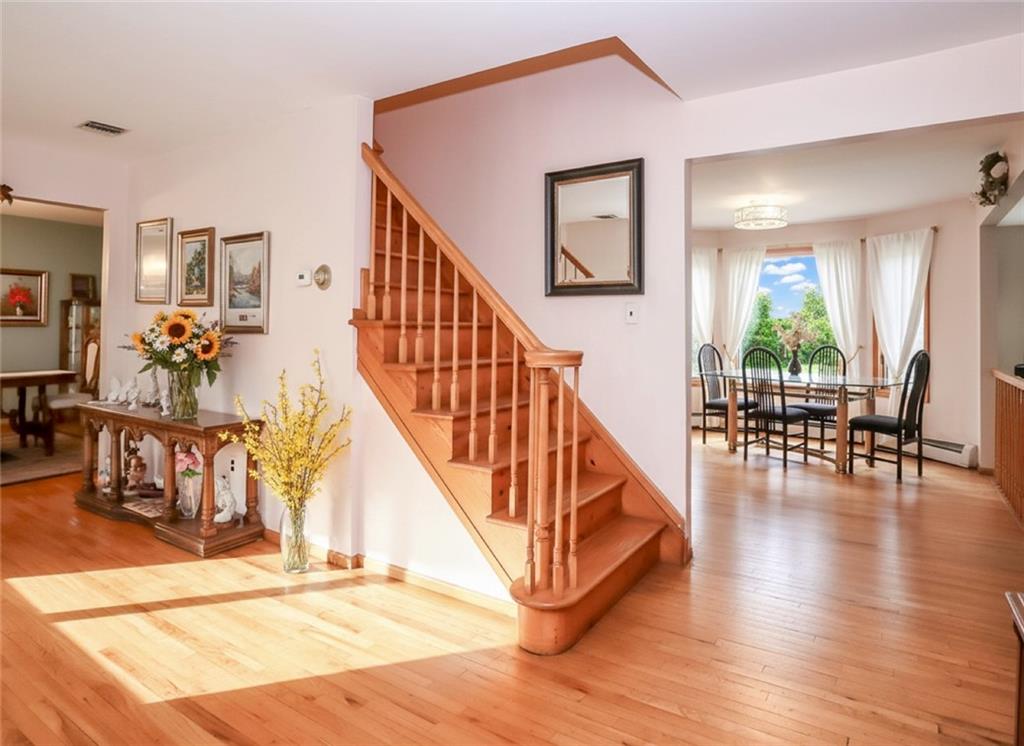 282 Boscombe Avenue, Staten  Island, New York, 10309 image 15