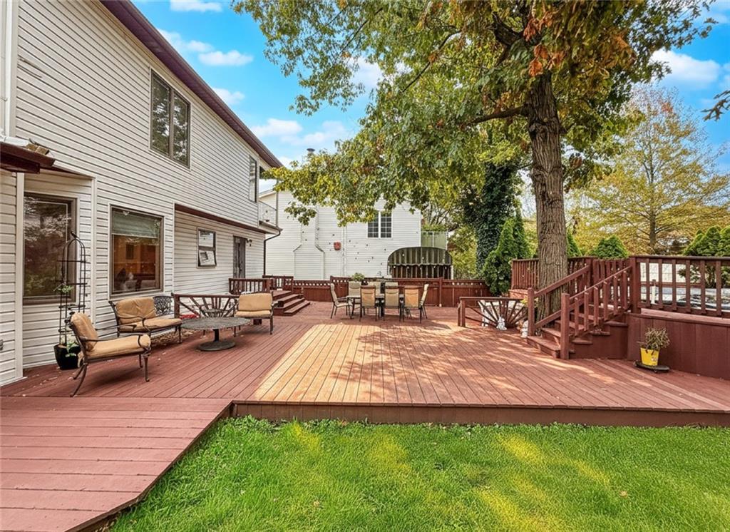 282 Boscombe Avenue, Staten  Island, New York, 10309 image 31