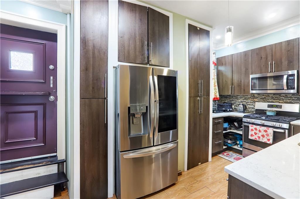 189 Buffalo Avenue, Brooklyn, New York, 11213 image 8