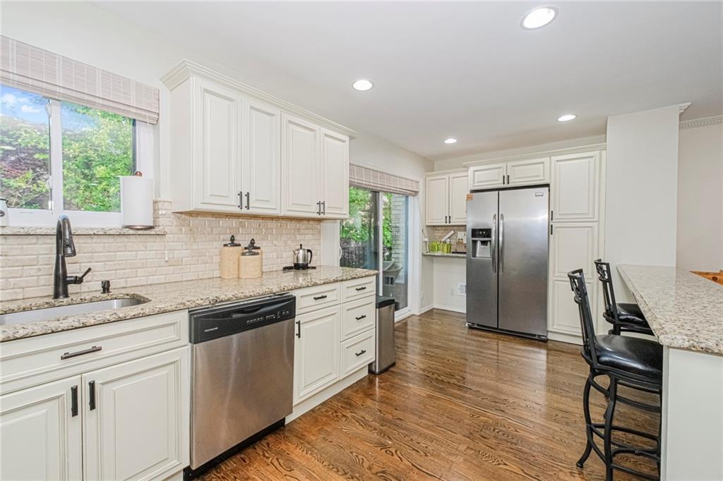 46 Claradon Lane 1, Staten  Island, New York, 10305 image 6