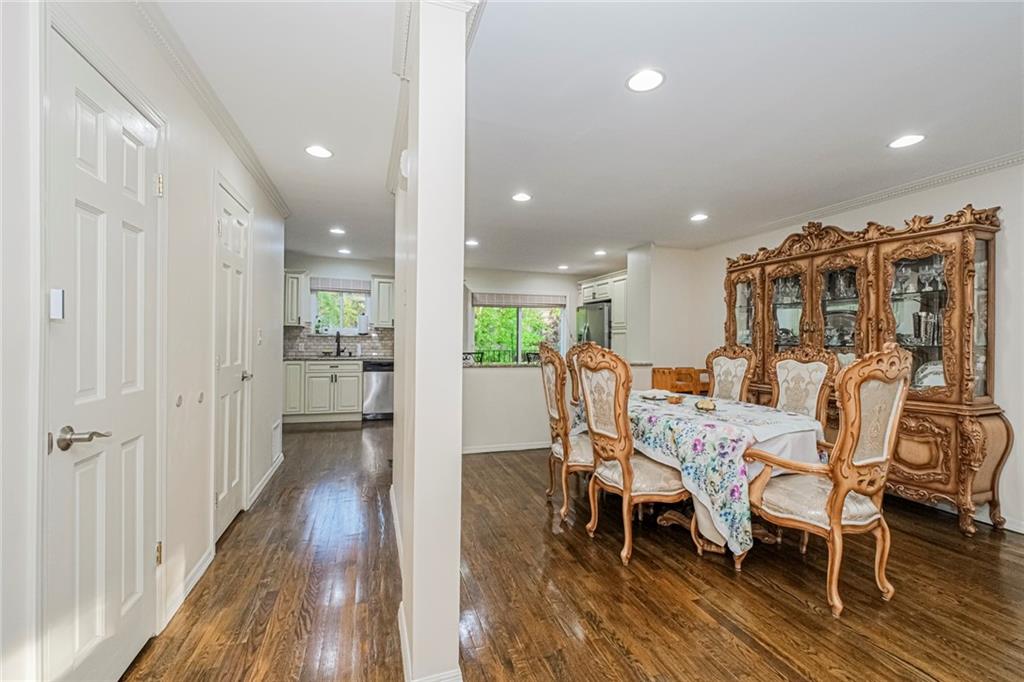 46 Claradon Lane 1, Staten  Island, New York, 10305 image 11