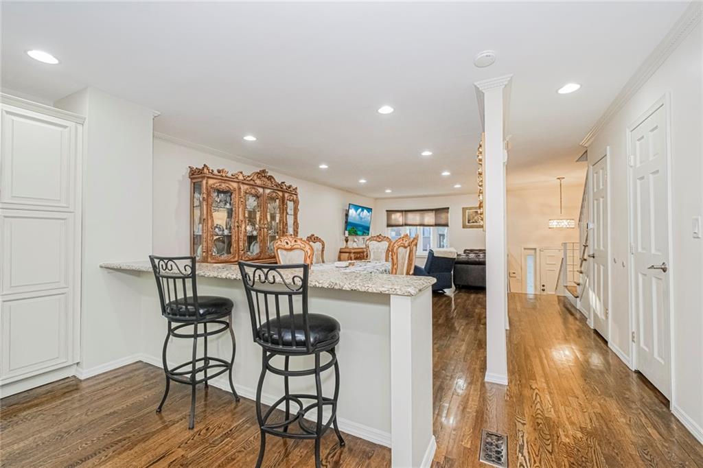 46 Claradon Lane 1, Staten  Island, New York, 10305 image 8