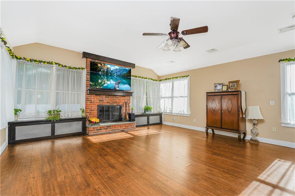 3625 Richmond Road, Staten  Island, New York, 10306 image 18