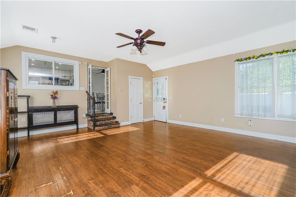 3625 Richmond Road, Staten  Island, New York, 10306 image 17