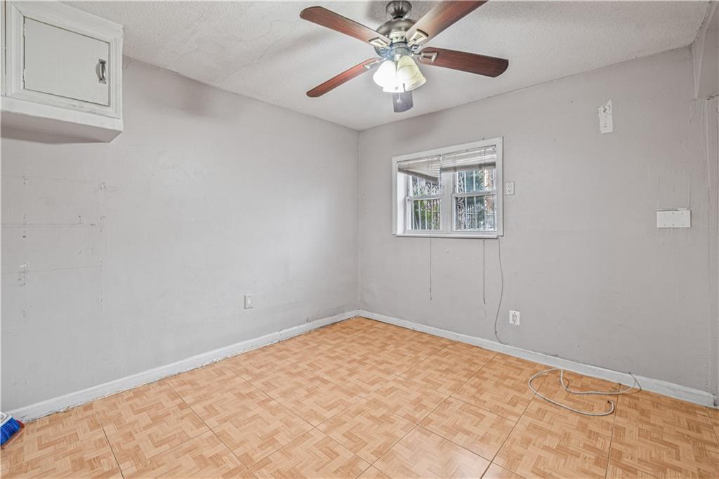 1214 East 49th Street Image 5