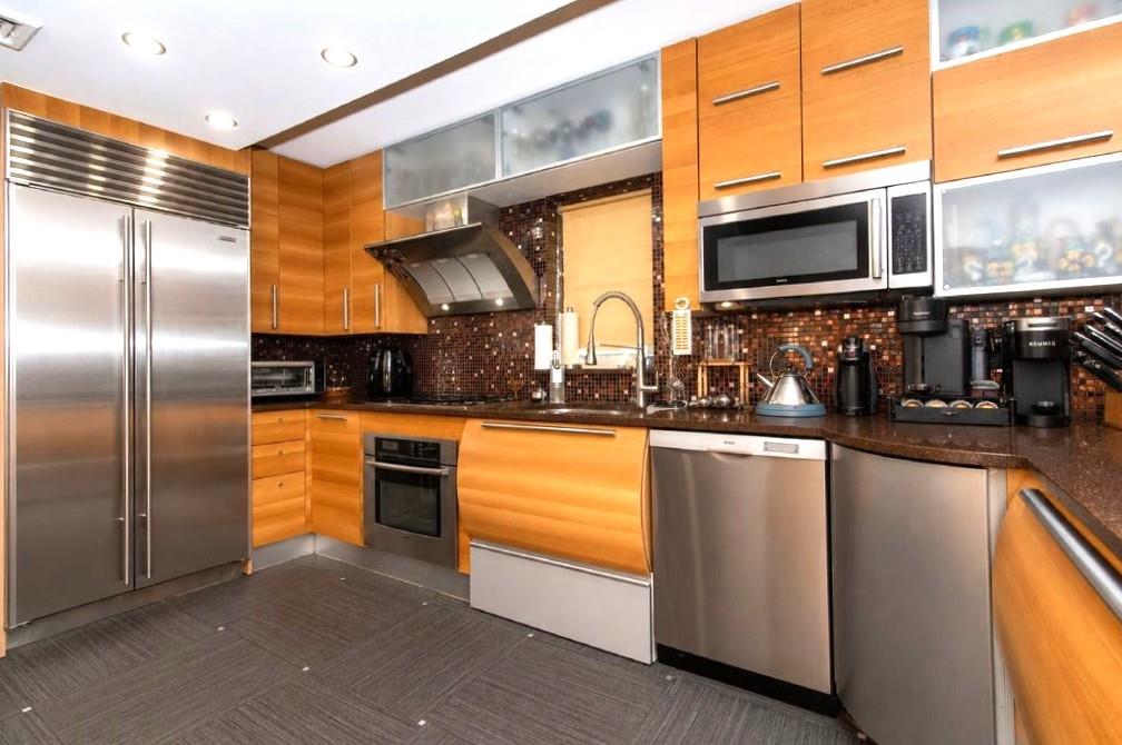 3567 Shore Parkway H4B Image 3