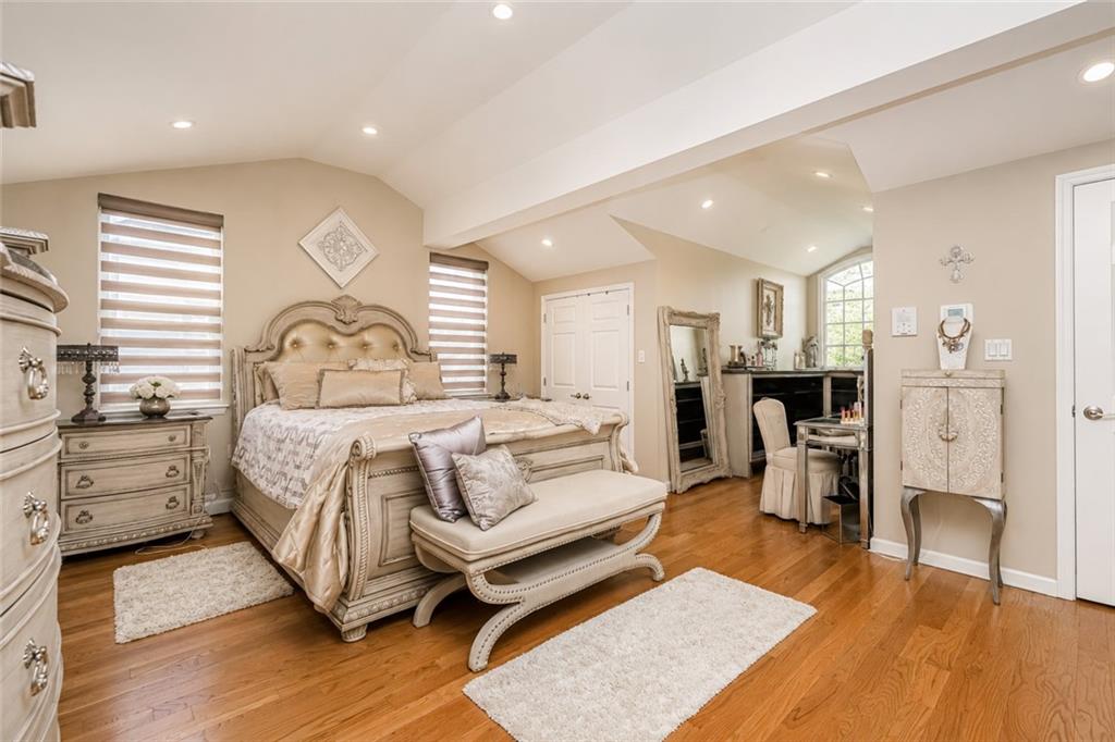 938 83rd Street 2A, Brooklyn, New York, 11228 image 24