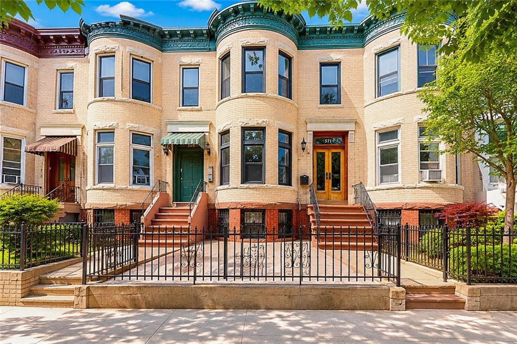 571 Bay Ridge Parkway, Brooklyn, New York, 11209