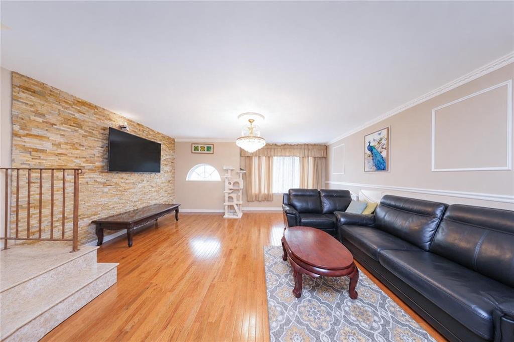 90 Elson Street, Staten  Island, New York, 10314 image 9