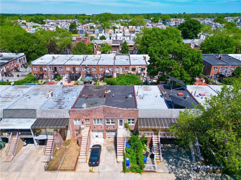 2325 Bragg Street Image 3