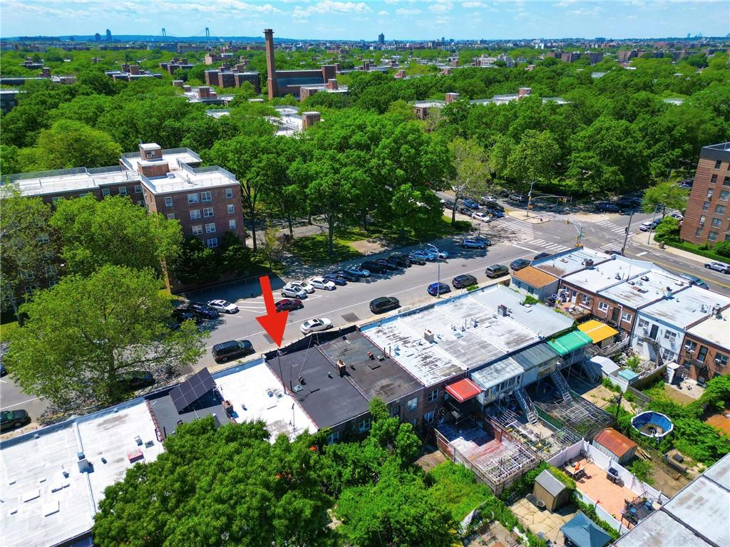 2325 Bragg Street Image 1