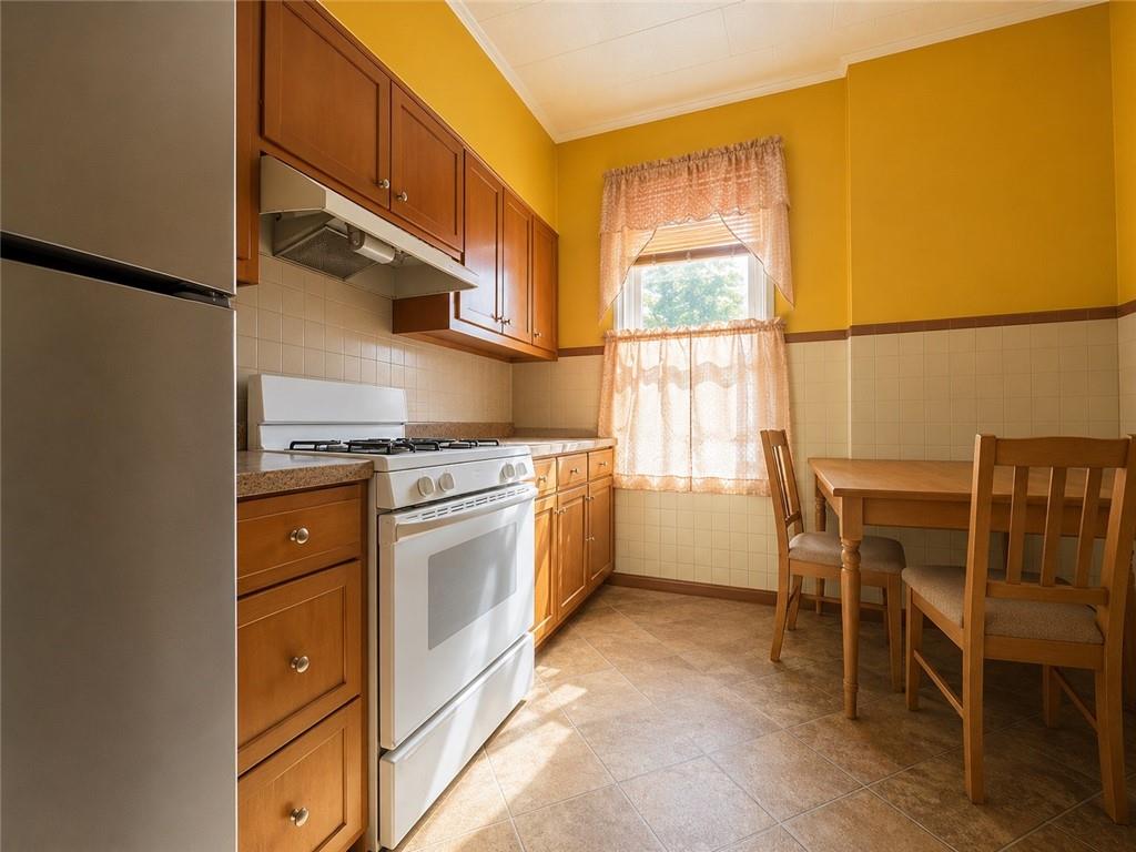 6050 Putnam Avenue Image 5