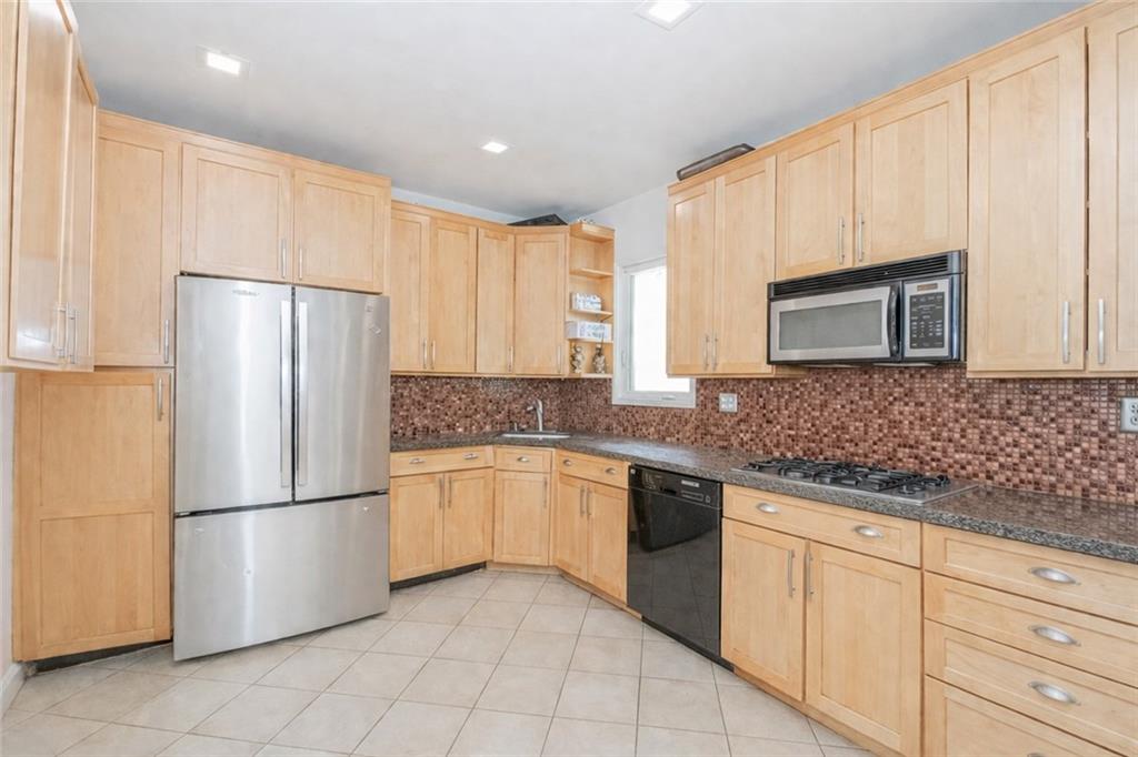 862 East 10th Street, Brooklyn, New York, 11230 image 10