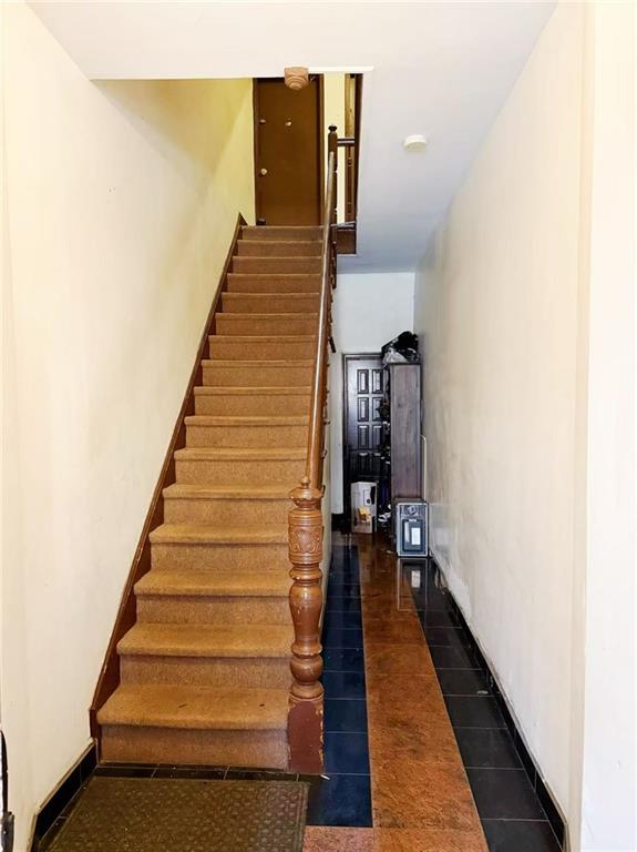 652 73rd Street Image 3