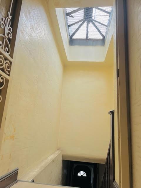 1813 Madison Street Image 3