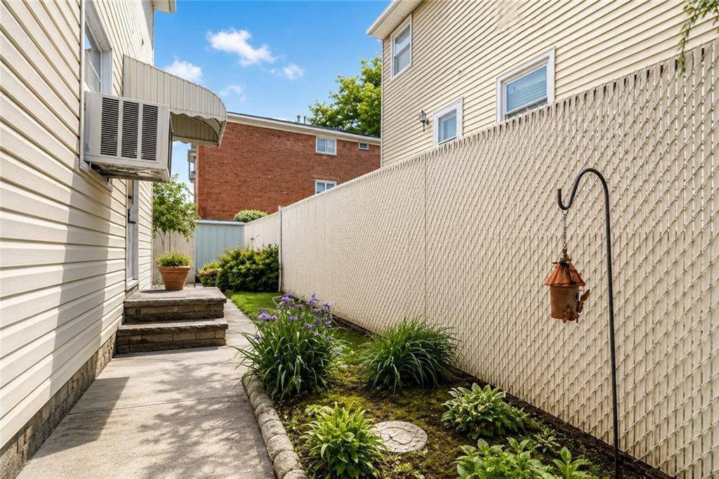 60 Bay Terrace, Staten  Island, New York, 10306 image 20
