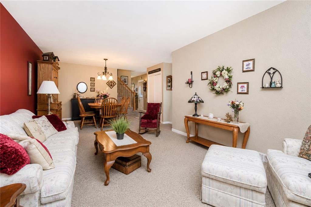 60 Bay Terrace Image 2