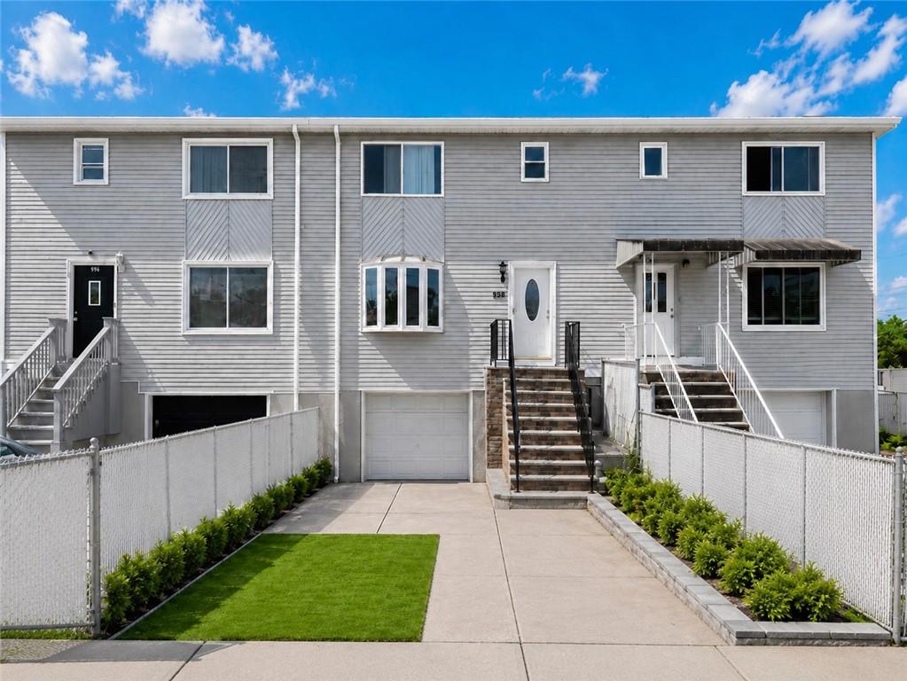 998 Olympia Boulevard, Staten  Island, New York, 10306