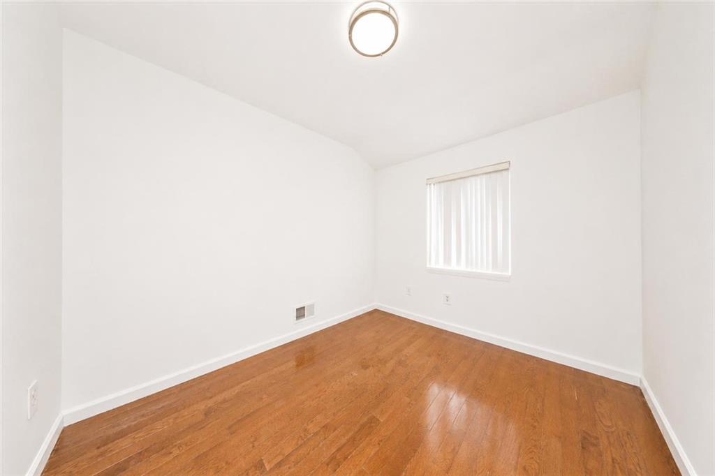 998 Olympia Boulevard, Staten  Island, New York, 10306 image 13