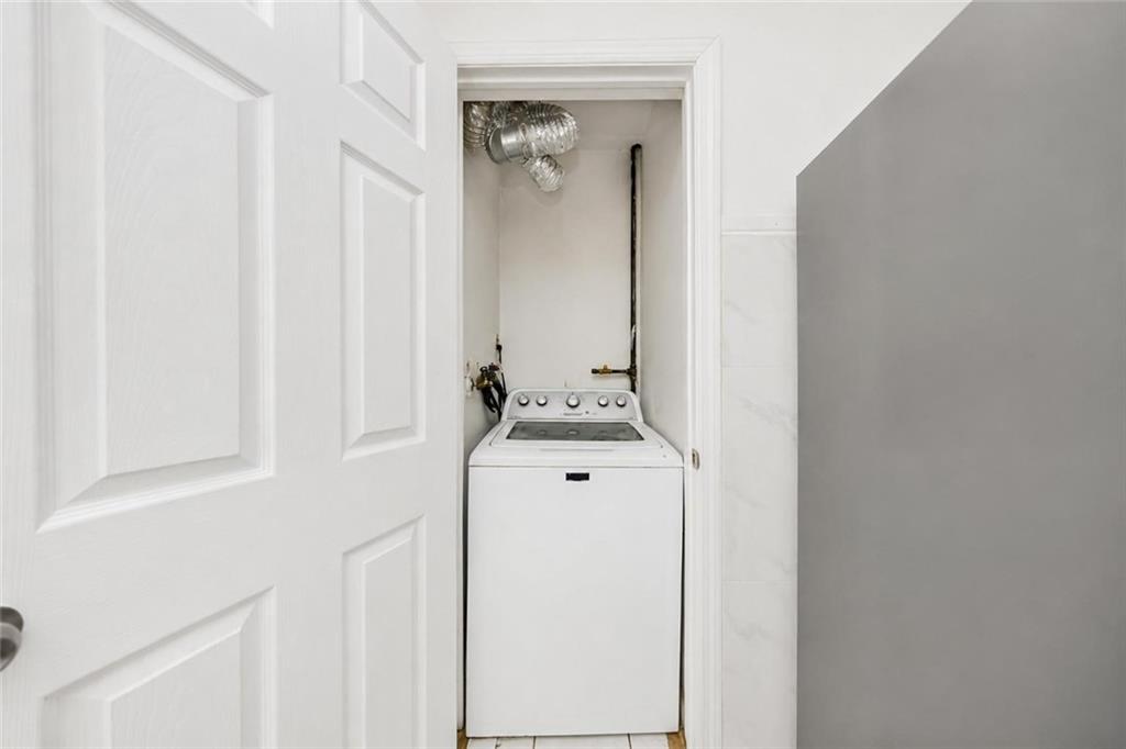 998 Olympia Boulevard, Staten  Island, New York, 10306 image 16