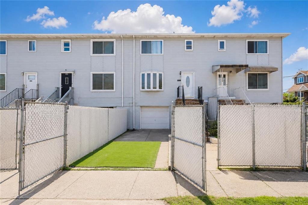 998 Olympia Boulevard, Staten  Island, New York, 10306 image 20