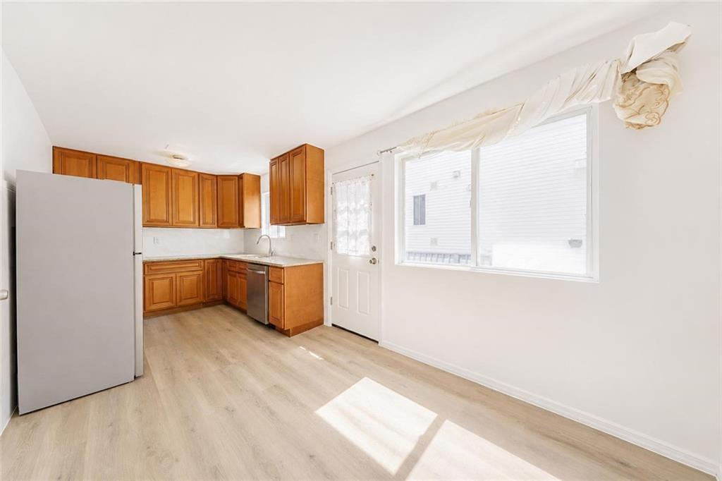 998 Olympia Boulevard Image 5