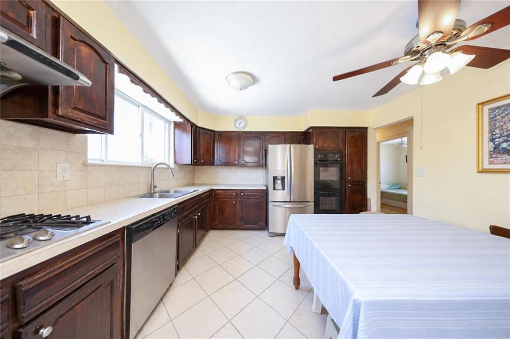 37 Yale Street, Staten  Island, New York, 10303 image 17