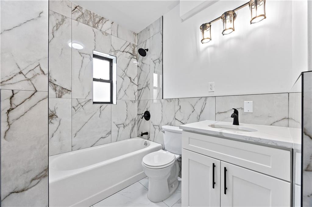 1495 East 15 Street, Brooklyn, New York, 11230 image 14