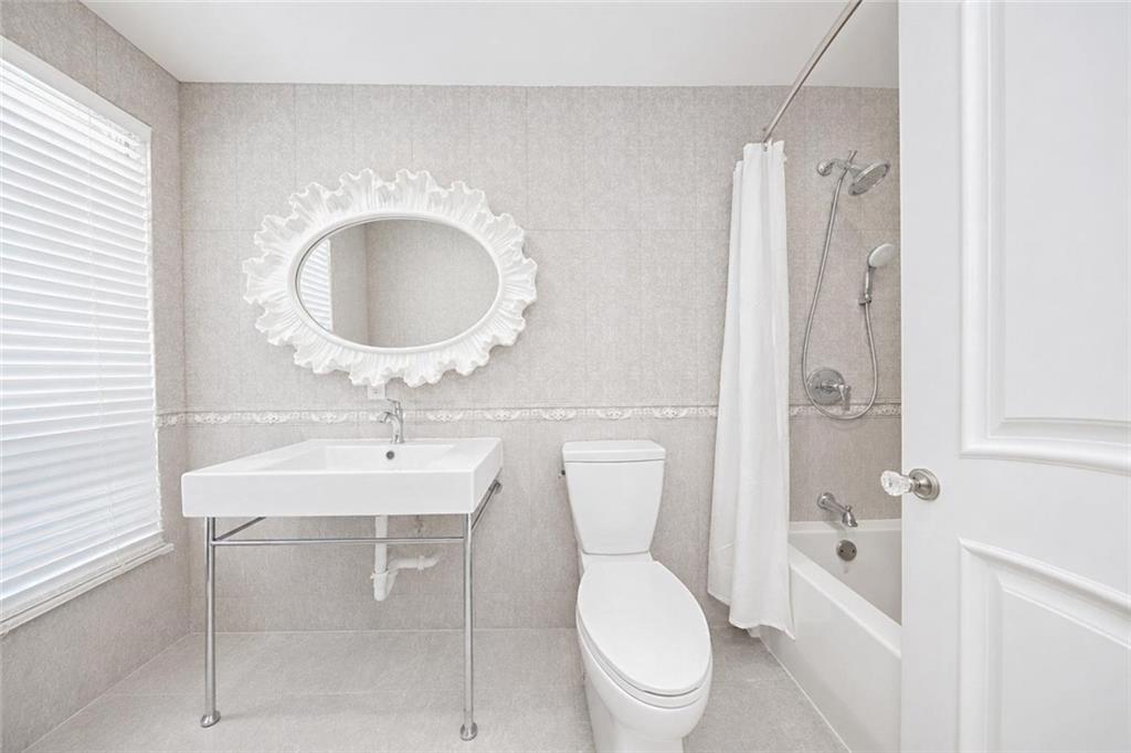 6475 Amboy Road, Staten  Island, New York, 10309 image 28