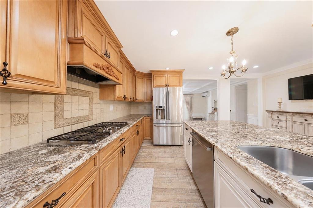 6475 Amboy Road, Staten  Island, New York, 10309 image 6