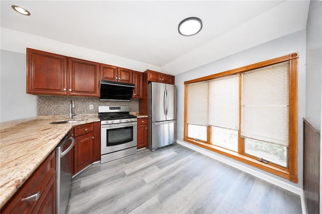 21 Seafoam Street, Staten  Island, New York, 10306 image 13