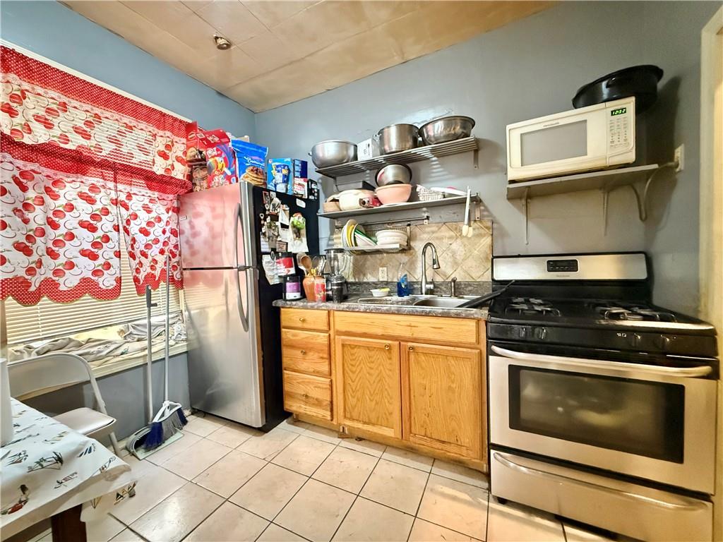 809 Friel Place, Brooklyn, New York, 11218 image 10