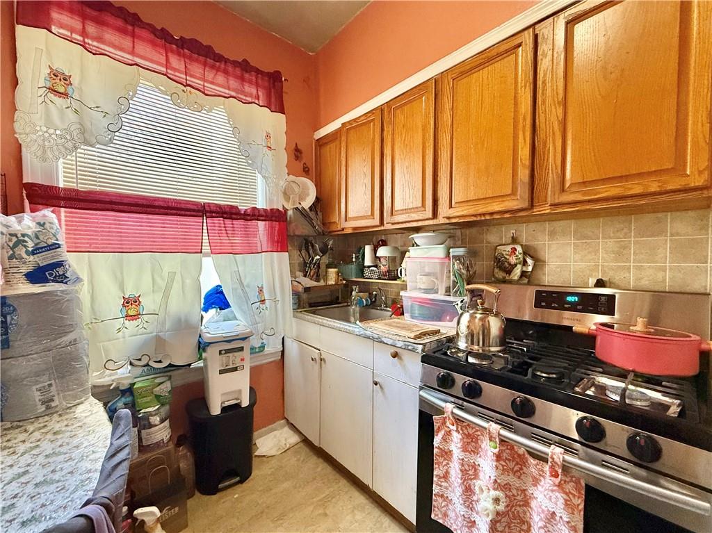 809 Friel Place, Brooklyn, New York, 11218 image 9