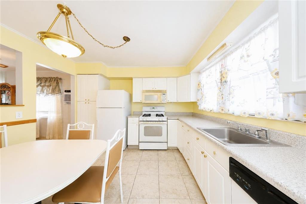 176 Tysens Lane, Staten  Island, New York, 10306 image 12