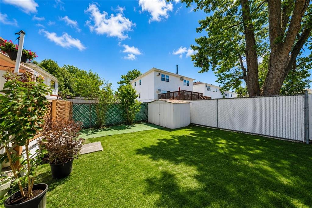176 Tysens Lane, Staten  Island, New York, 10306 image 20
