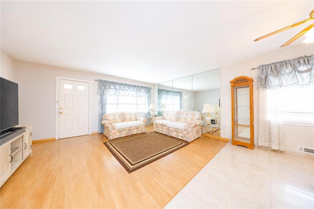 176 Tysens Lane, Staten  Island, New York, 10306 image 10