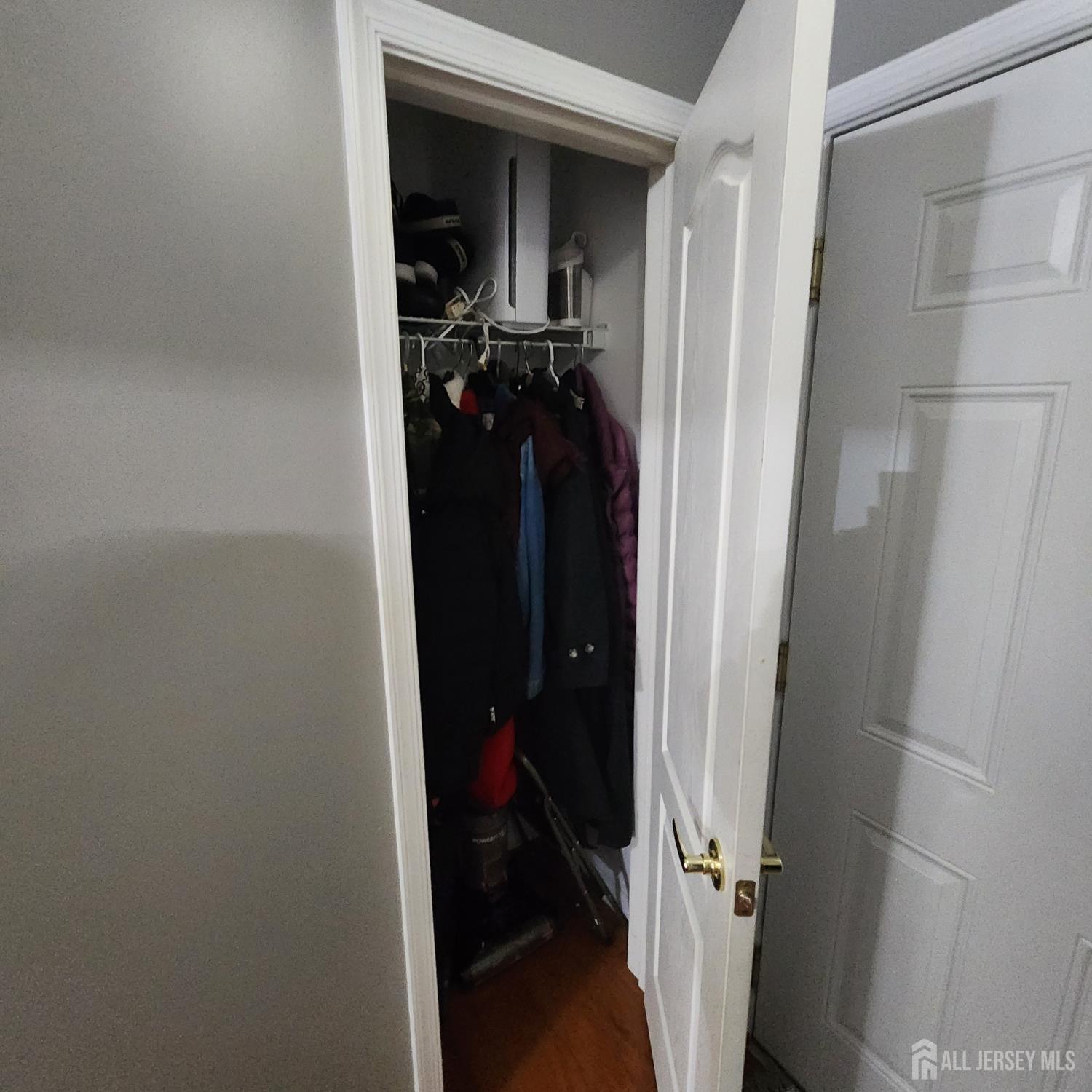 1325 Fernwood Court, New Brunswick, NJ, 08901 image 22