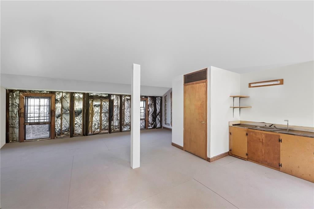 356 Clinton Avenue, Brooklyn, New York, 11238 image 45