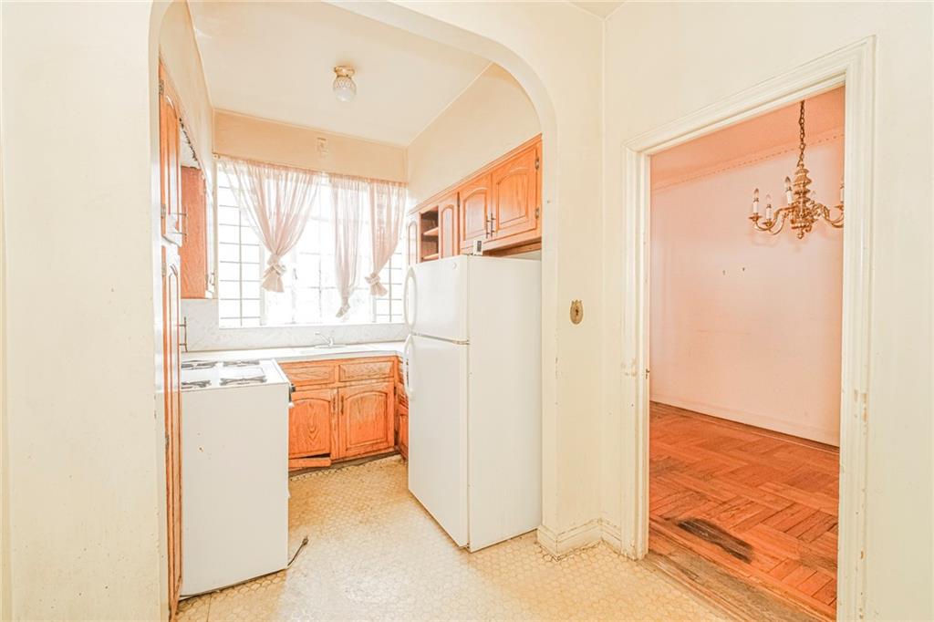 26 Angela Drive, Brooklyn, New York, 11223 image 11