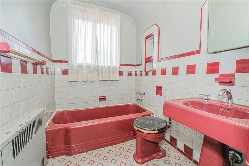 26 Angela Drive, Brooklyn, New York, 11223 image 14