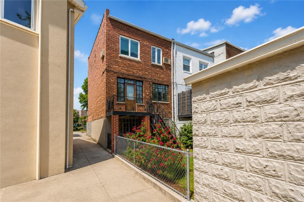 26 Angela Drive Image 2