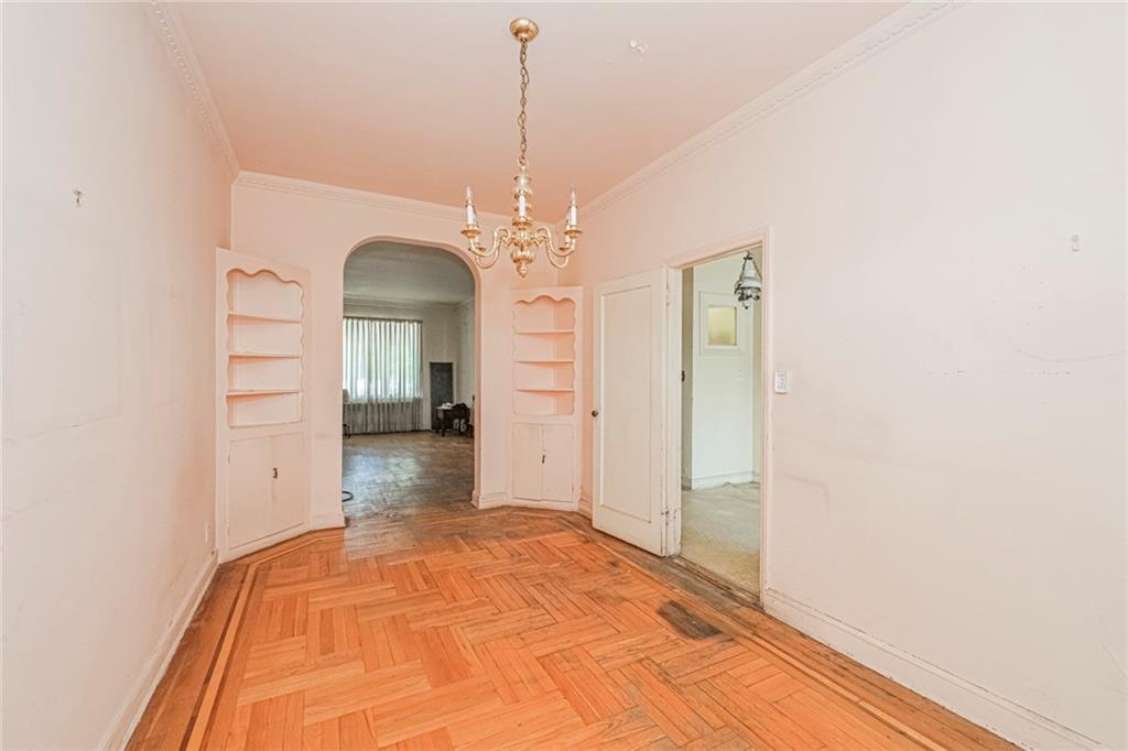 26 Angela Drive, Brooklyn, New York, 11223 image 10