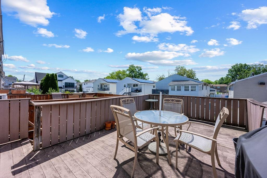 34 Francine Lane, Staten  Island, New York, 10314 image 12